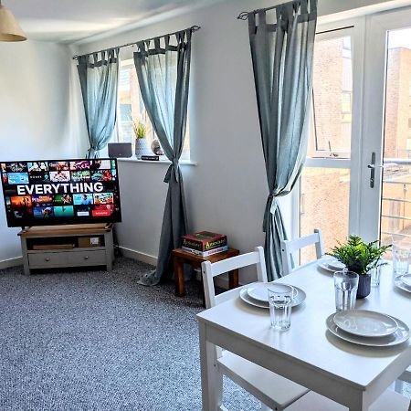 Simple 2-Bedroom 1.5 Bath Apartment In Thornhill Southampton Zewnętrze zdjęcie