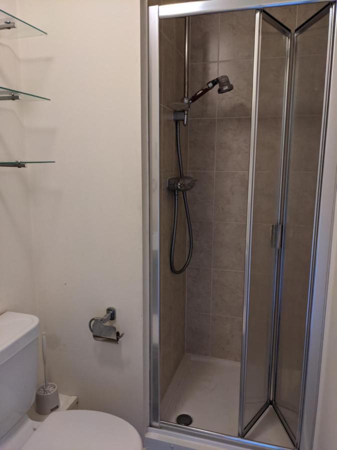 Simple 2-Bedroom 1.5 Bath Apartment In Thornhill Southampton Zewnętrze zdjęcie