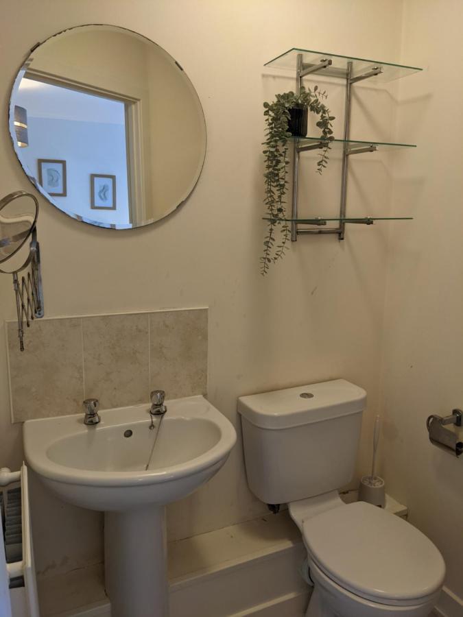 Simple 2-Bedroom 1.5 Bath Apartment In Thornhill Southampton Zewnętrze zdjęcie
