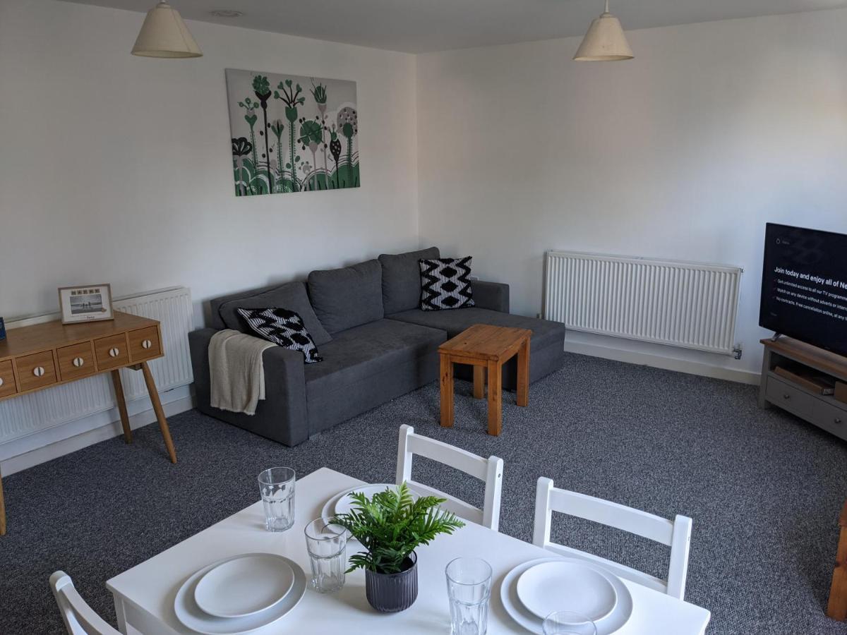 Simple 2-Bedroom 1.5 Bath Apartment In Thornhill Southampton Zewnętrze zdjęcie