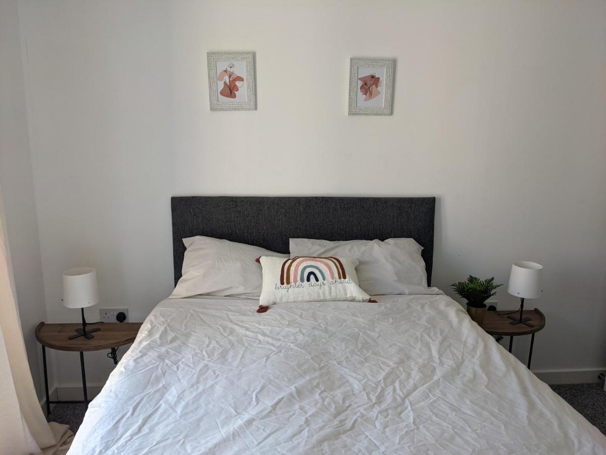Simple 2-Bedroom 1.5 Bath Apartment In Thornhill Southampton Zewnętrze zdjęcie
