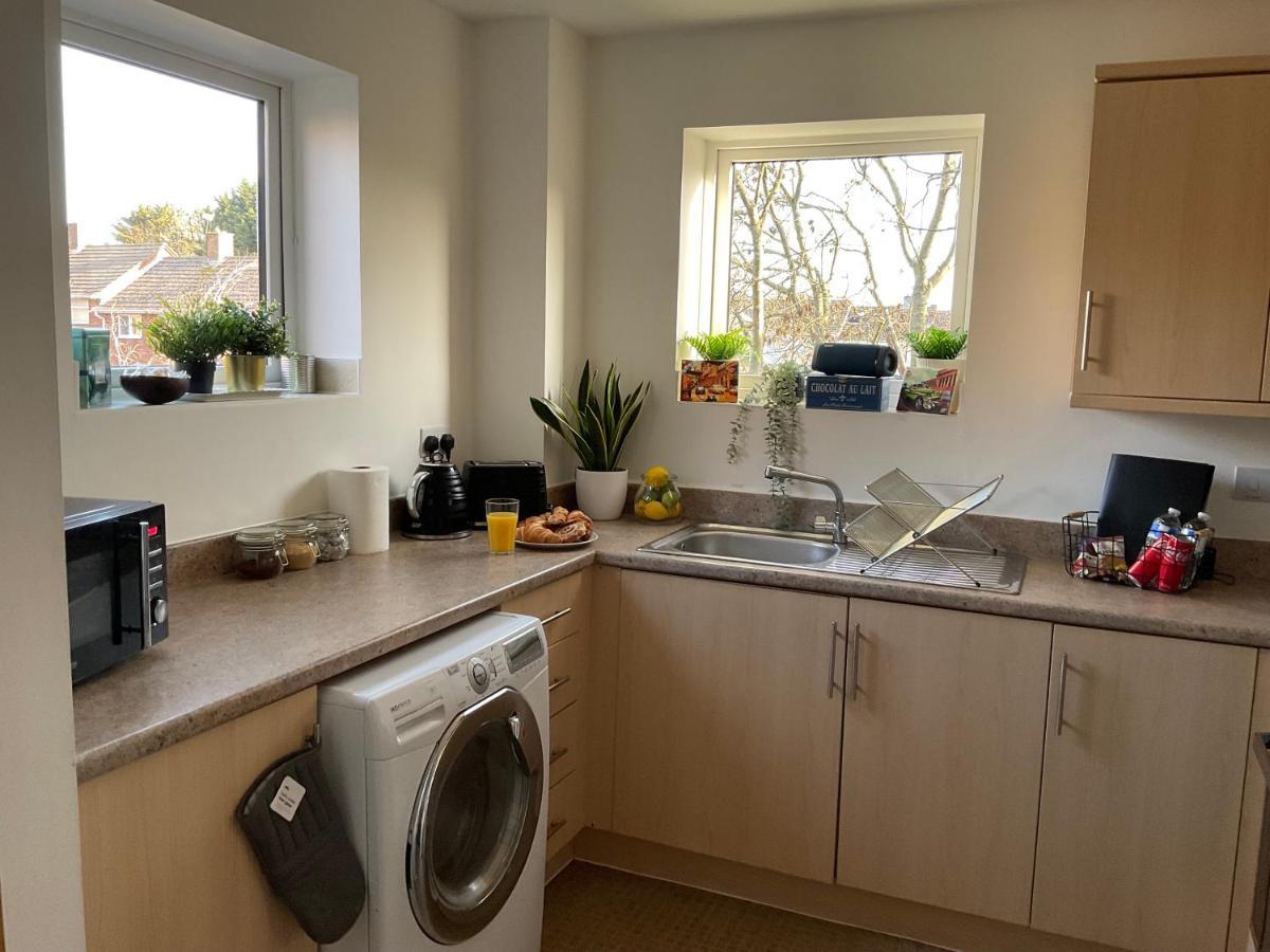 Simple 2-Bedroom 1.5 Bath Apartment In Thornhill Southampton Zewnętrze zdjęcie