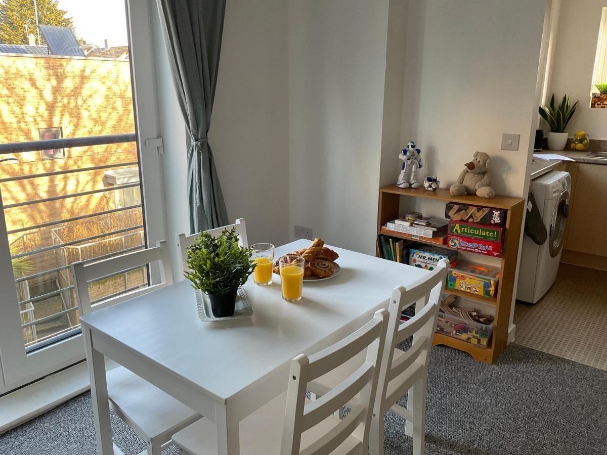 Simple 2-Bedroom 1.5 Bath Apartment In Thornhill Southampton Zewnętrze zdjęcie