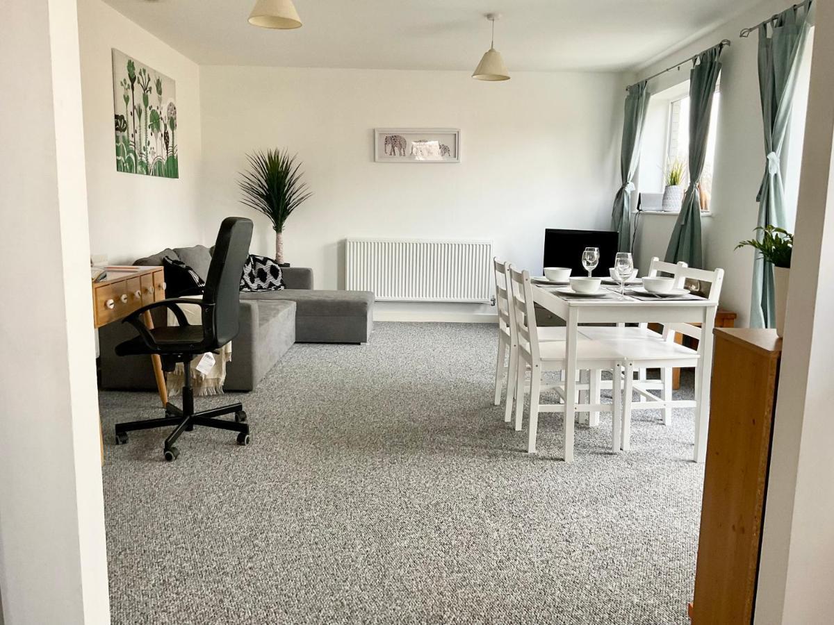 Simple 2-Bedroom 1.5 Bath Apartment In Thornhill Southampton Zewnętrze zdjęcie