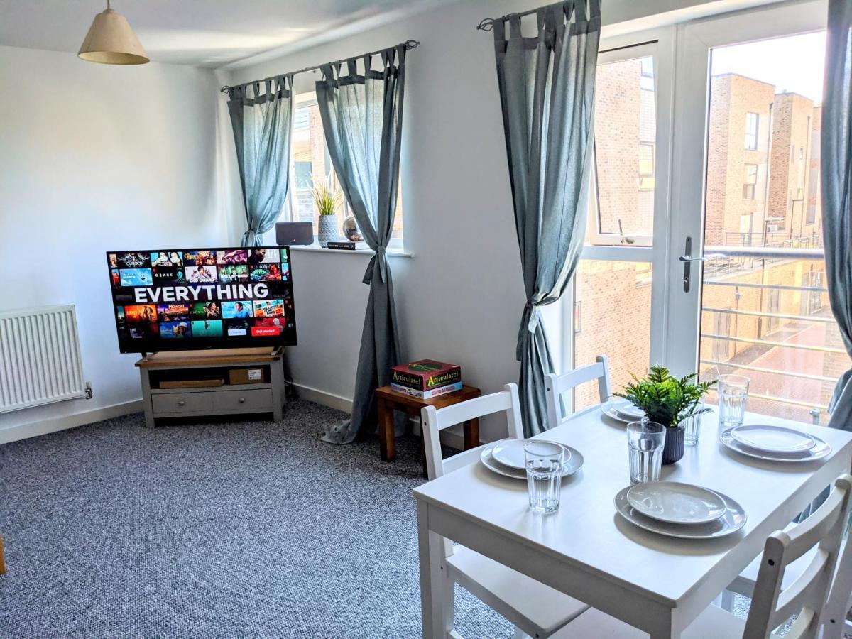 Simple 2-Bedroom 1.5 Bath Apartment In Thornhill Southampton Zewnętrze zdjęcie